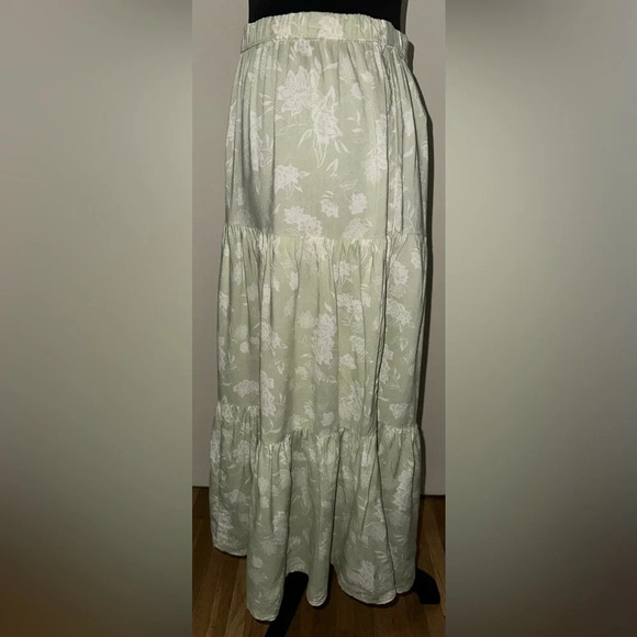 SO Tiered Midi Skirt - Size M - Picture 3 of 5